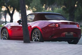 مزدا همچنان به‌دنبال سوخت جلبکی برای خودروهای جدید