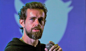 بیزوس ۱۰۰ میلیون دلار، دورسی یک میلیارد دلار | مبارزه یک‌تنه مالک توییتر با کرونا