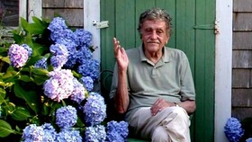 خواندن کرت وونه‌گات در عصر کرونا | زمین دست به کارشد