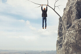 چگونه سرسخت شویم؟ | ۱۰ توصیه برای تاب‌آوری در بحران