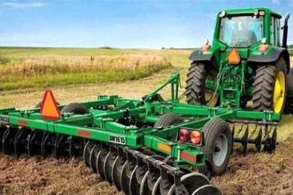 ماشین آلات کشاورزی