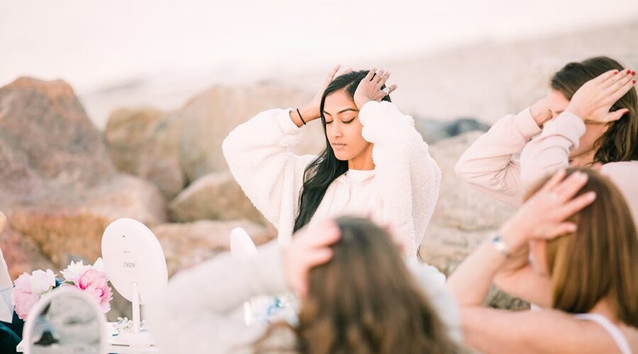 پوست - زیبایی - آرایش - یوگای صورت