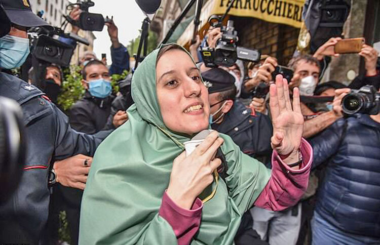 سيلويا رومانو گروگان ايتاليايي