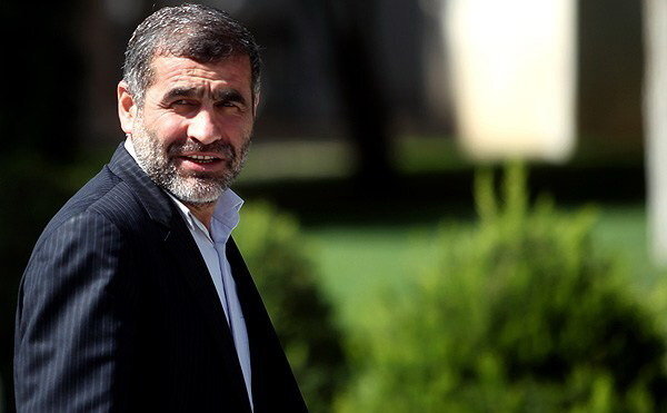 برنامه نماینده احمدینژادی برای تولید خودروی ملی نيكزاد