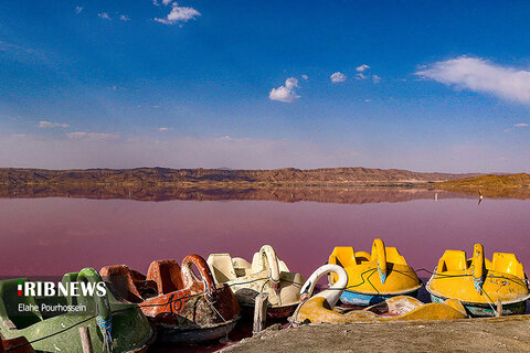 دریاچه زیبای مهارلو در شیراز