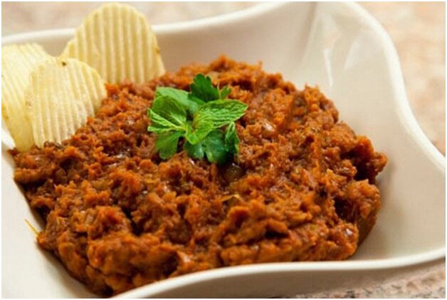 طرز تهیه میرزا قاسمی | فوتوفن خوشمزه شدن این غذای گیاهی