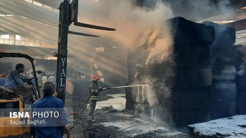 آتش سوزی کارخانه تولید درب ضدسرقت در سلماس