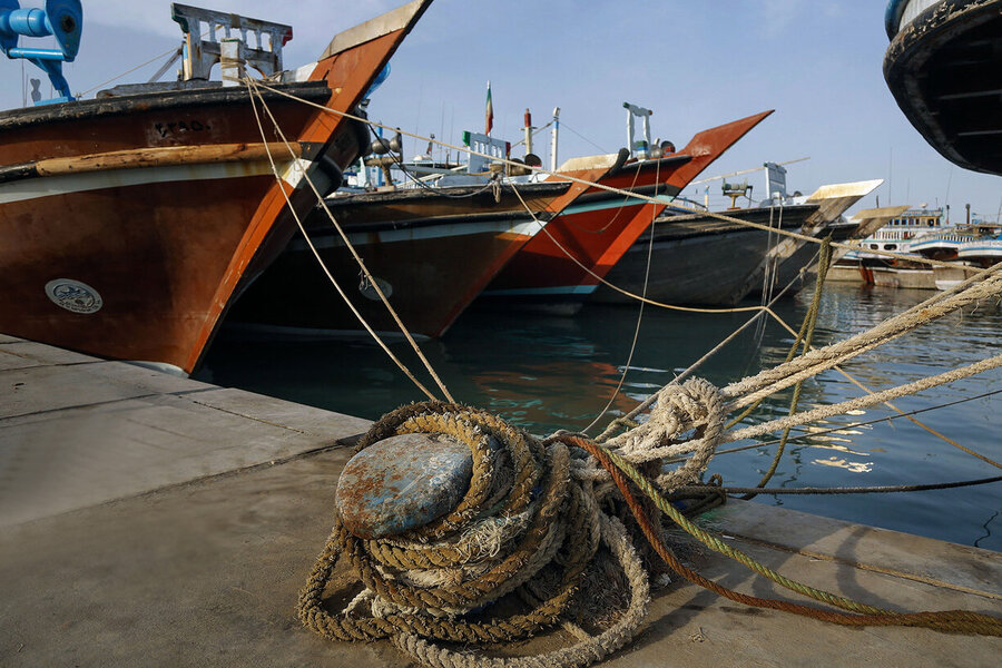 تصاویر | صیادان کنارک و کسادی بازار کسب و کار