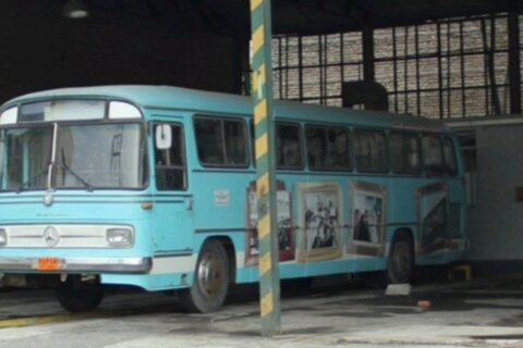 اتوبوس قديمي