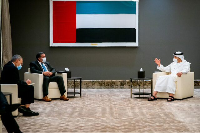 گفت‌وگوی وزیر خارجه امارات با یک مقام آمریکایی