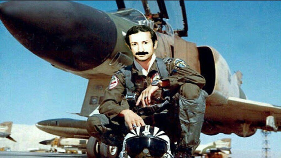 خلبان شهید حسین خلعتبری