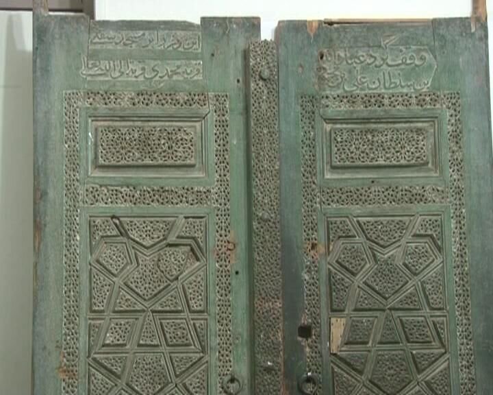 درِ ورودی مسجد سید محمدیه نایین