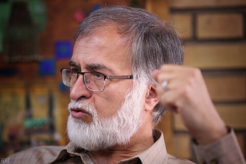 جنجال معرفی «مدیر درجه‌یک»؛ استخوان‌هایش را شکستند!
