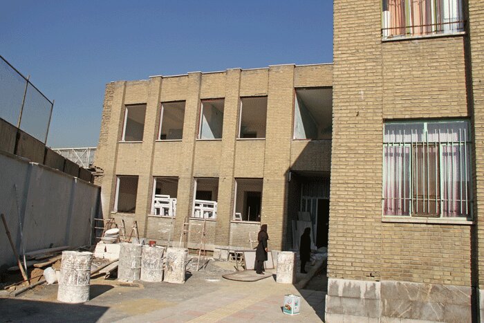 73مدرسه ری نو نوار شد 73مدرسه ری نو نوار شد