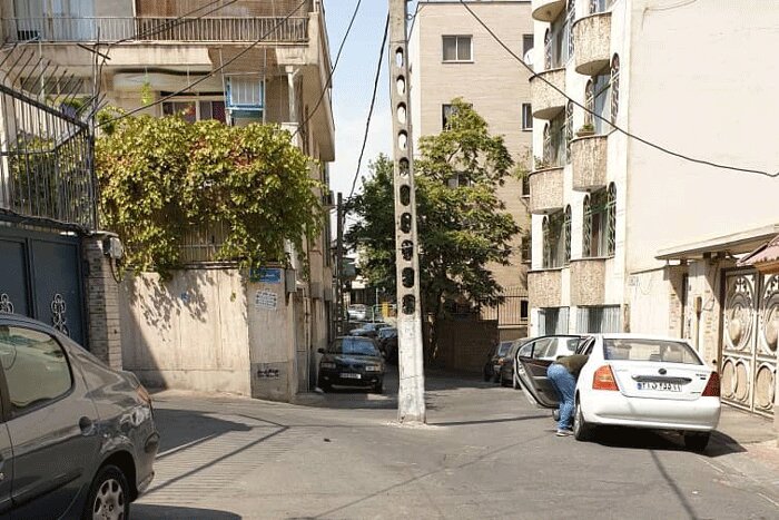 جابجایی ۷۰۰ تیر برق در بافت‌های فرسوده تهران تا پایان سال