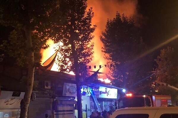 آتش سوزی در بازار فومن