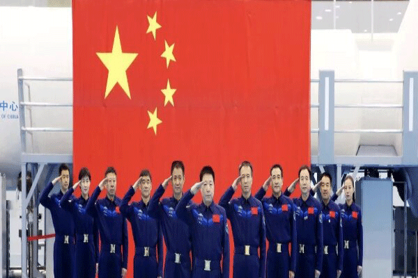 فضانوردان چینی