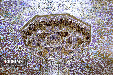 هنر آینه کاری ایرانی در حرم نورانی رضوی