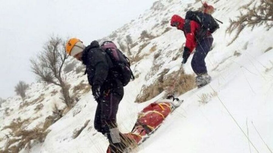 ببینید | سقوط کوهنورد ایرانی در ارتفاعات تهران