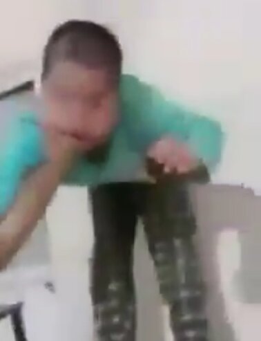 شکنجه کودک معلول توسط پدرش