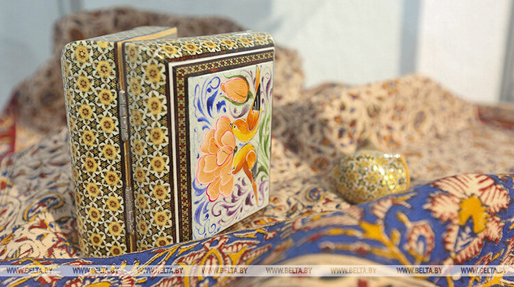 نمايشگاه ايران سرزمين گرانبها در مينسك
