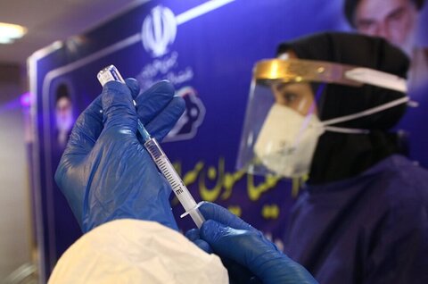 تزریق واکسن در مازندران