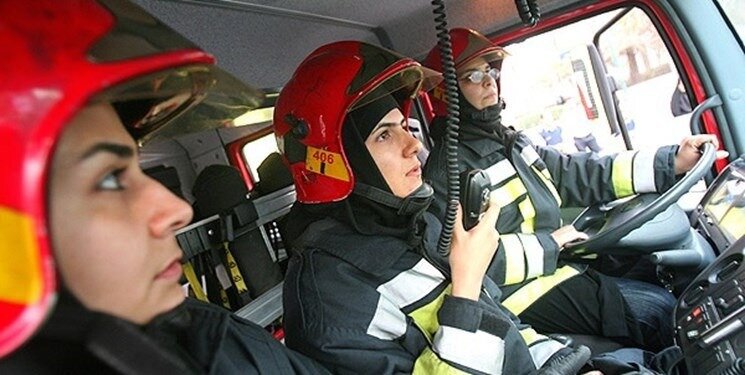 صدور فراخوان استخدام ۱۱۶ زن و مرد آتش‌نشان برای ۱۴۰۰ | جزئیات بازنشستگی آتش‌نشانان با ۲۰ سال سابقه