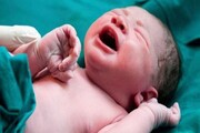 اشتباه هولناک ماماها و متخصصان زنان | جلوی فلج شدن نوزادان را هنگام زایمان طبیعی بگیرید | پویشی با امضای ۵۷۲ مادر دردمند