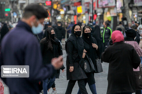 شلوغی بازار رشت در روزهای کرونایی