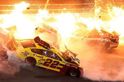 عکس | آتش‌سوزی وحشتناک در مسابقات اتومبیلرانی