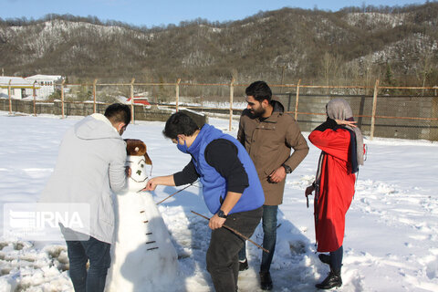 جشنواره آدم برفی در آستارا‎