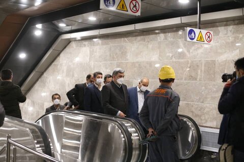 آیین افتتاح ایستگاه‌های متروی قیام و دولاب در تهران