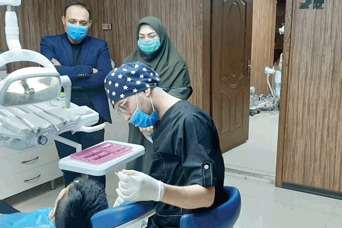 دندانپزشکی کودک کار