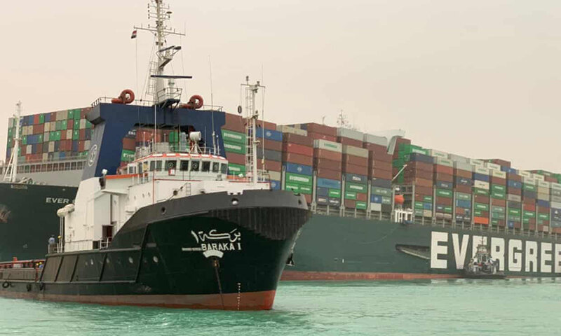 تصاویر | بسته شدن کانال سوئز با کشتی ۴۰۰ متری ۲۲۰ هزار تُنی