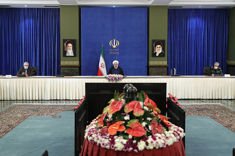 روحاني در جلسه ستاد مقابله با كرونا 14 فروردين