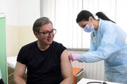 رهبر صربستان واکسن چینی کرونا برای خودش انتخاب می‌کند | ووچیچ: از برادران چینی متشکرم