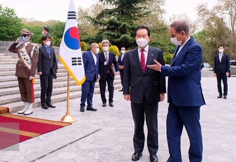 استقبال جهانگیری از نخست‌وزیر کره‌جنوبی