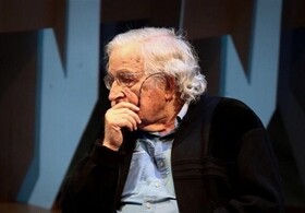 چامسکی از جرج اورول و افسانه استثناگرایی آمریکا می‌گوید