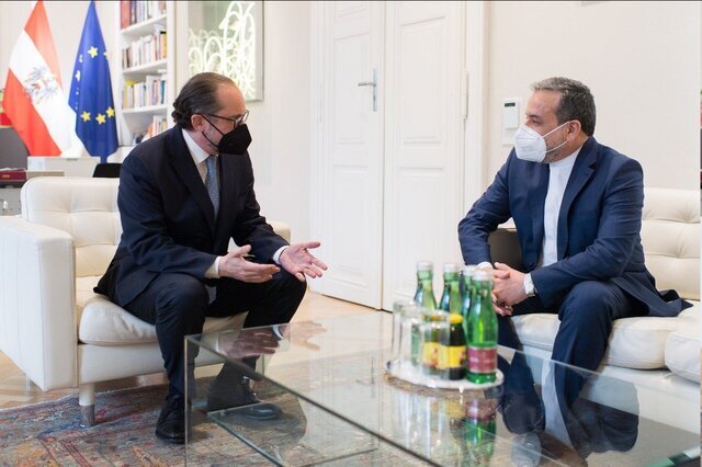 دیدار عراقچی با وزیر خارجه اتریش