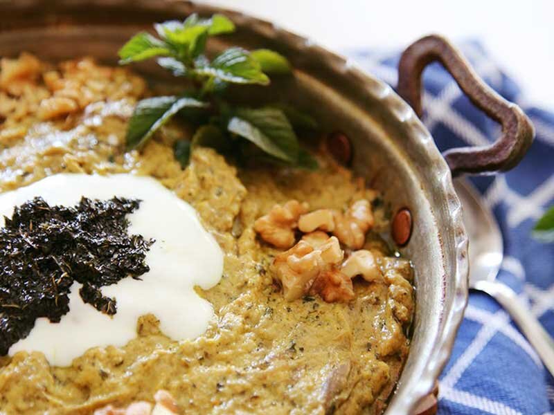طرز تهیه کشک و بادمجان اصیل ایرانی در خانه