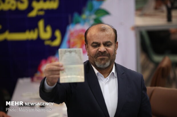 رستم قاسمي