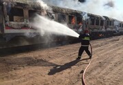 ویدئو | قطار مسافربری یزد ـ تهران آتش‌ گرفت | اعزام نیروهای امدادی به محل حادثه