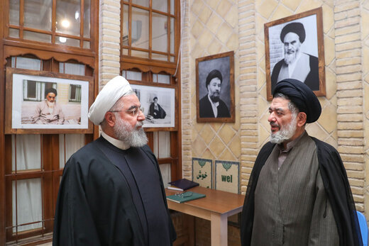 روحانی /  محتشمی پور