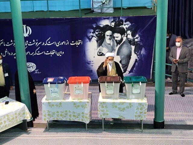 عکس | سردار سعید محمد و علی یونسی پای صندوق رأی   