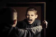 با نوجوان پرخاشگر چگونه رفتار کنیم؟  