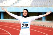 عکس یادگاری دختر دونده ایران و مرد شماره یک تنیس جهان در المپیک