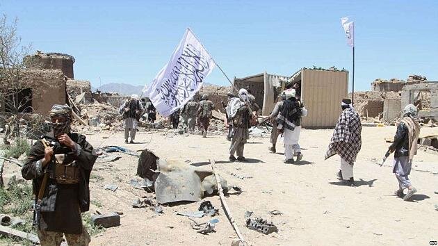 مراکز سه شهرستان دیگر در قندهار و بلخ به دست طالبان سقوط کرد