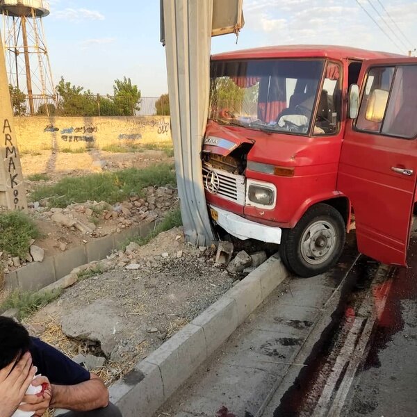 عکس | مصدومیت ۷ نفر در حادثه تصادف در بزرگراه آزادگان