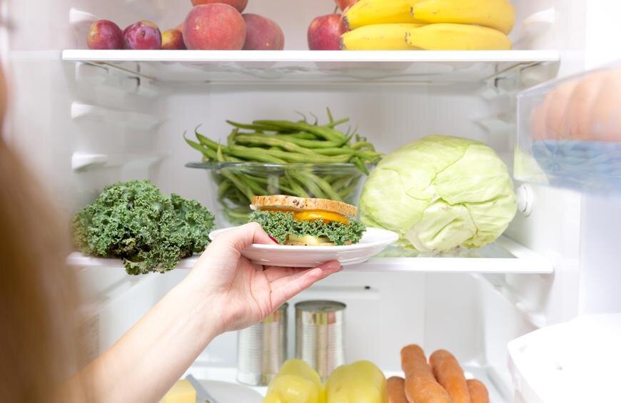 ۵ ماده غذایی که نگهداری آن‌ها در یخچال اشتباه است
