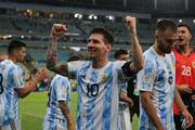 تصاویر | قهرمانی آرژانتین در کوپا آمریکا پس از ۲۸ سال  | خنده عمیق مسی در برابر اشک‌ و حسرت نیمار | لحظه‌های ناب جدال آرژانتین و برزیل